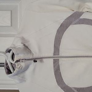 LULULEMON JACKET